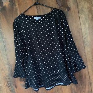 NEW three-quarter sleeve, black and white polkadot top
